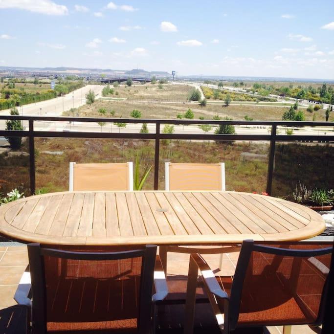 Atico, Piscina, Ac, Wi-Fi Y Parking Gratis, Gran Terraza, Vut 47-79 Διαμέρισμα Arroyo de la Encomienda Εξωτερικό φωτογραφία